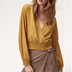 Aritzia Wilfred Reign blouse in mustard,size XS